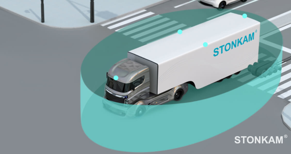 八路智能全景行車安全高清車載硬盤錄像機(jī)一體機(jī)系統(tǒng)